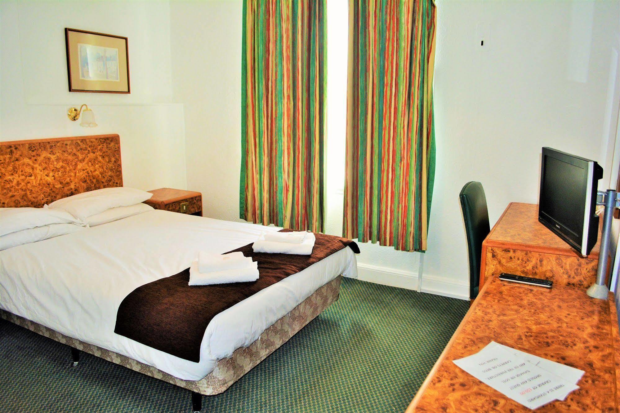 Four Saints Brig Y Don Hotel 3*